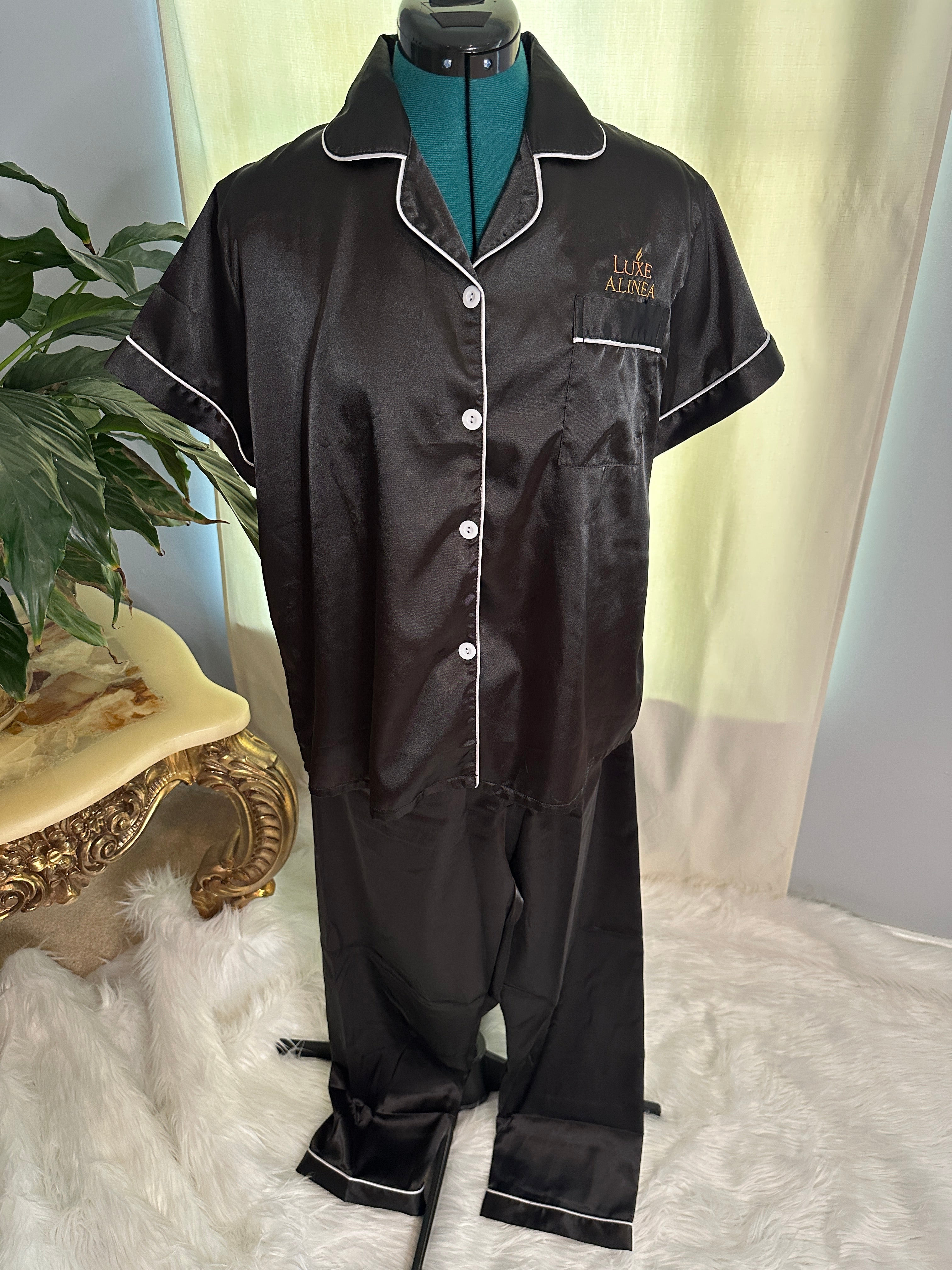 PRE-ORDER - Satin Short Sleeved & Pant 2 Piece Pajama Set